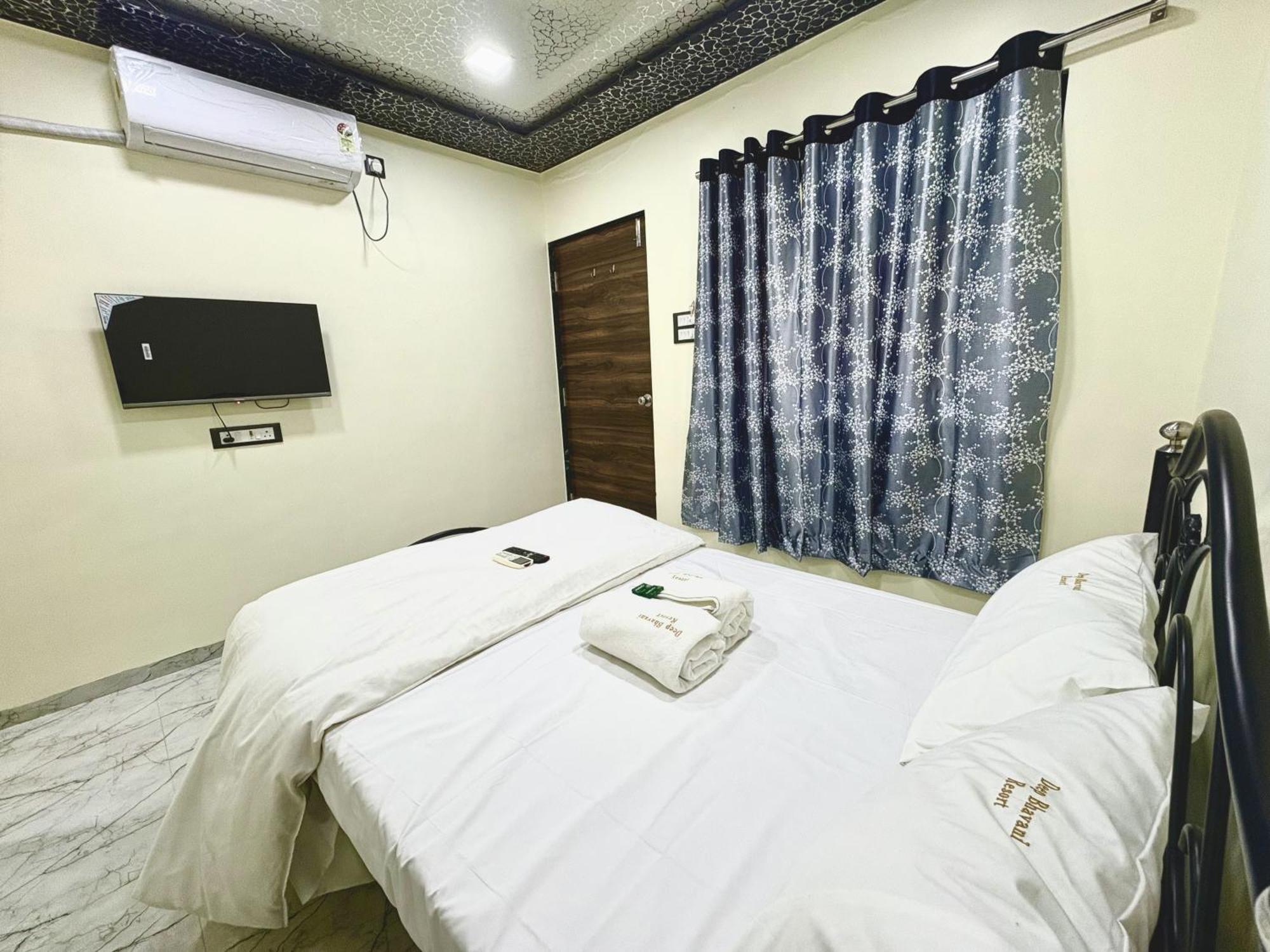Deep Bhavani Resort Karjat Exterior foto